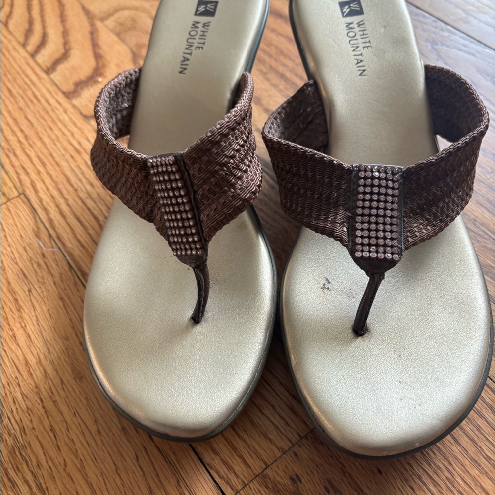 White Mountain Women's Brown Sandals